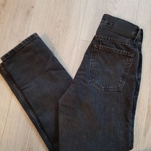 Everlane 90's Cheeky Straight Jeans